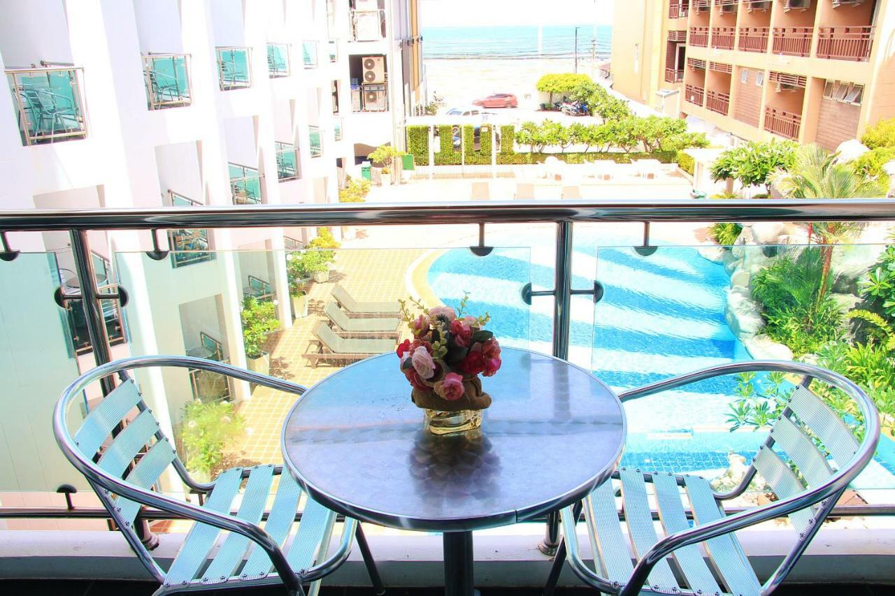 Dragon Beach Resort Jomtien Pattaya Bagian luar foto