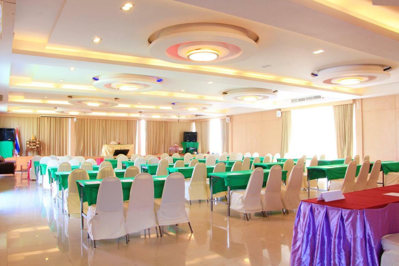 Dragon Beach Resort Jomtien Pattaya Bagian luar foto
