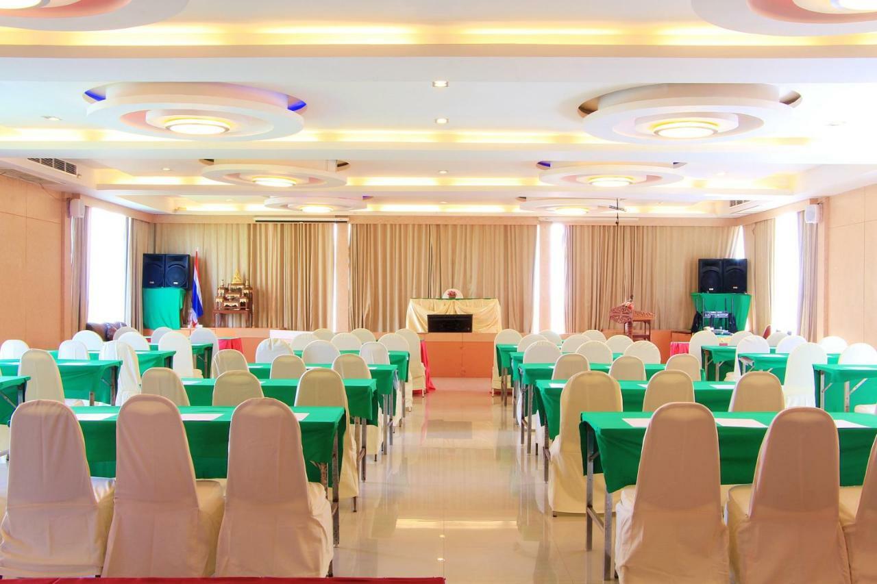 Dragon Beach Resort Jomtien Pattaya Bagian luar foto