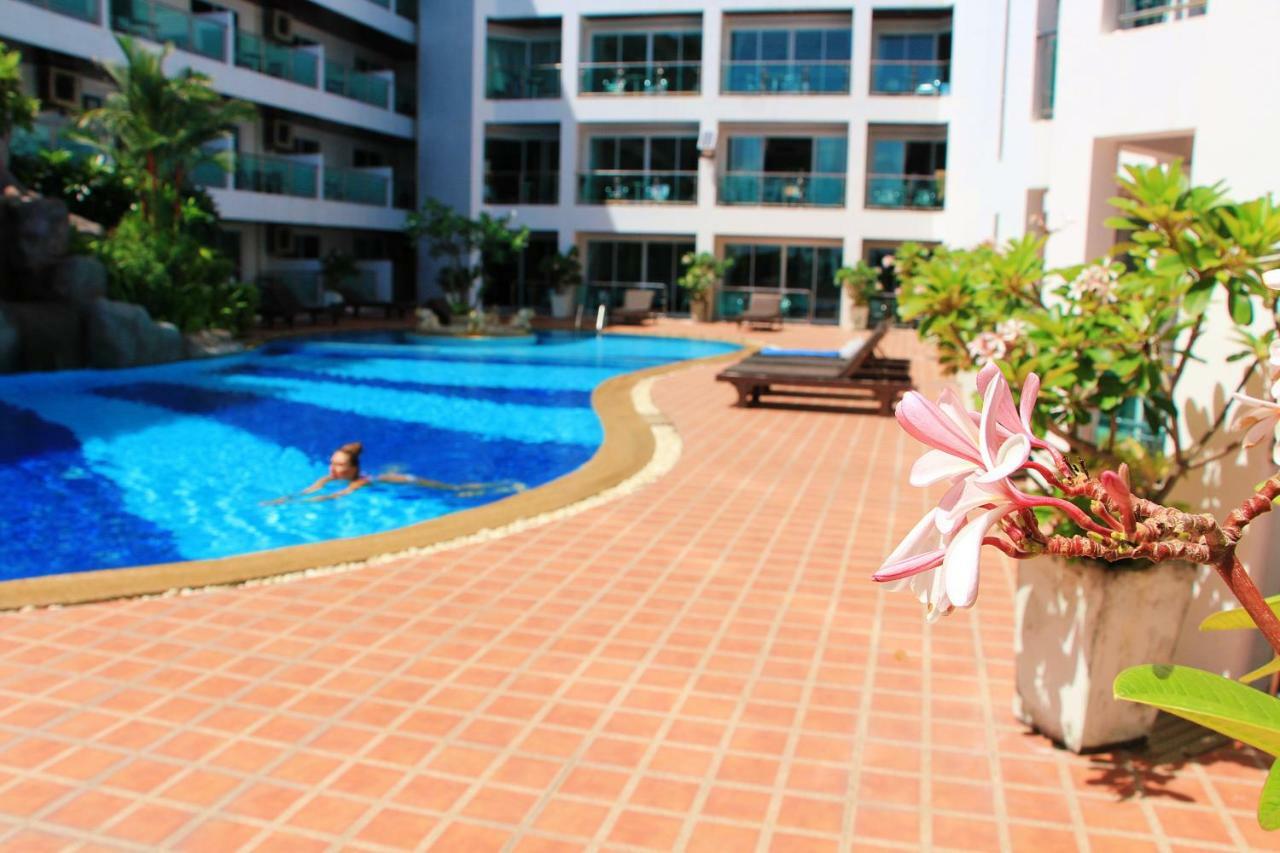 Dragon Beach Resort Jomtien Pattaya Bagian luar foto