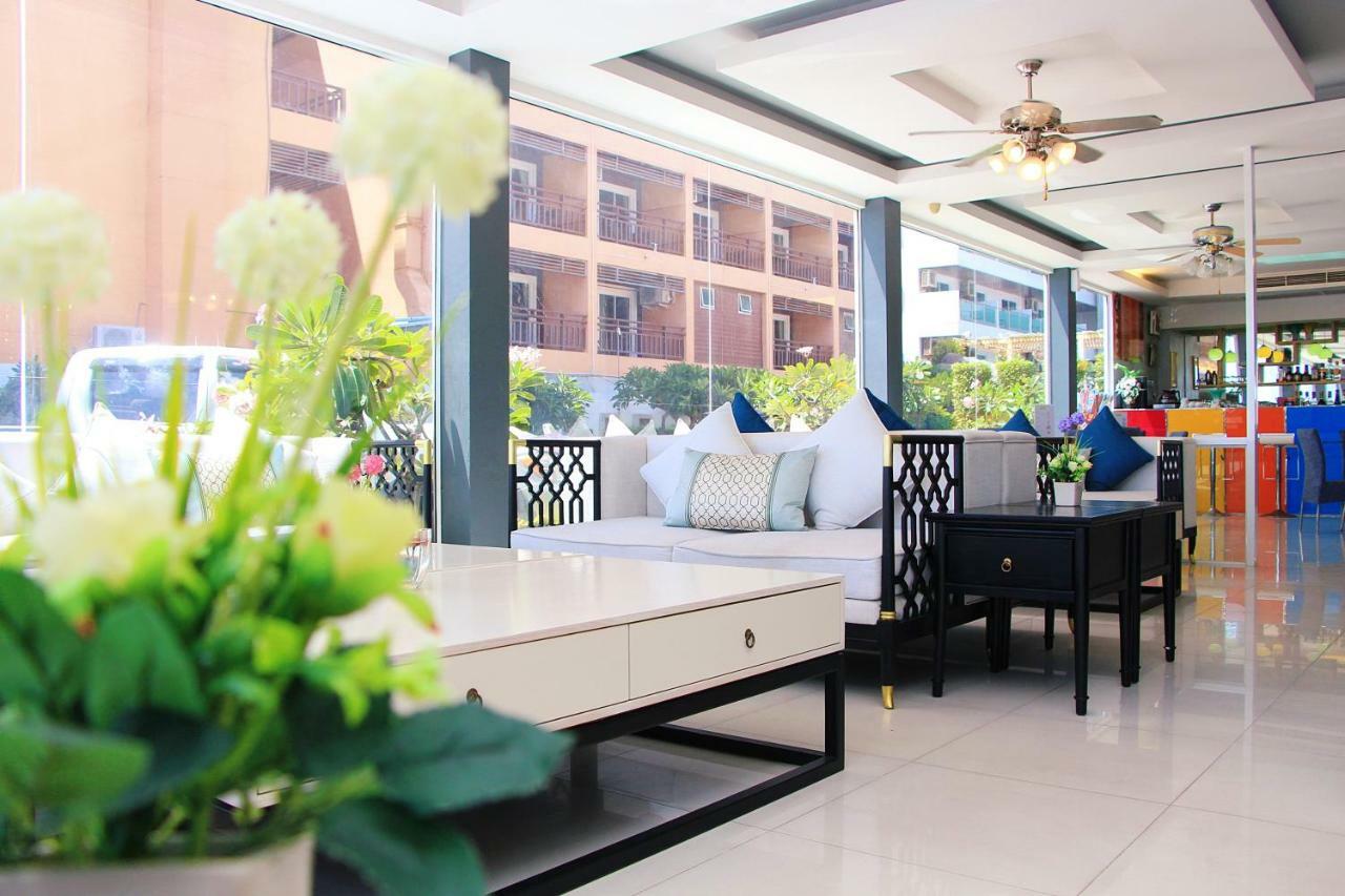 Dragon Beach Resort Jomtien Pattaya Bagian luar foto