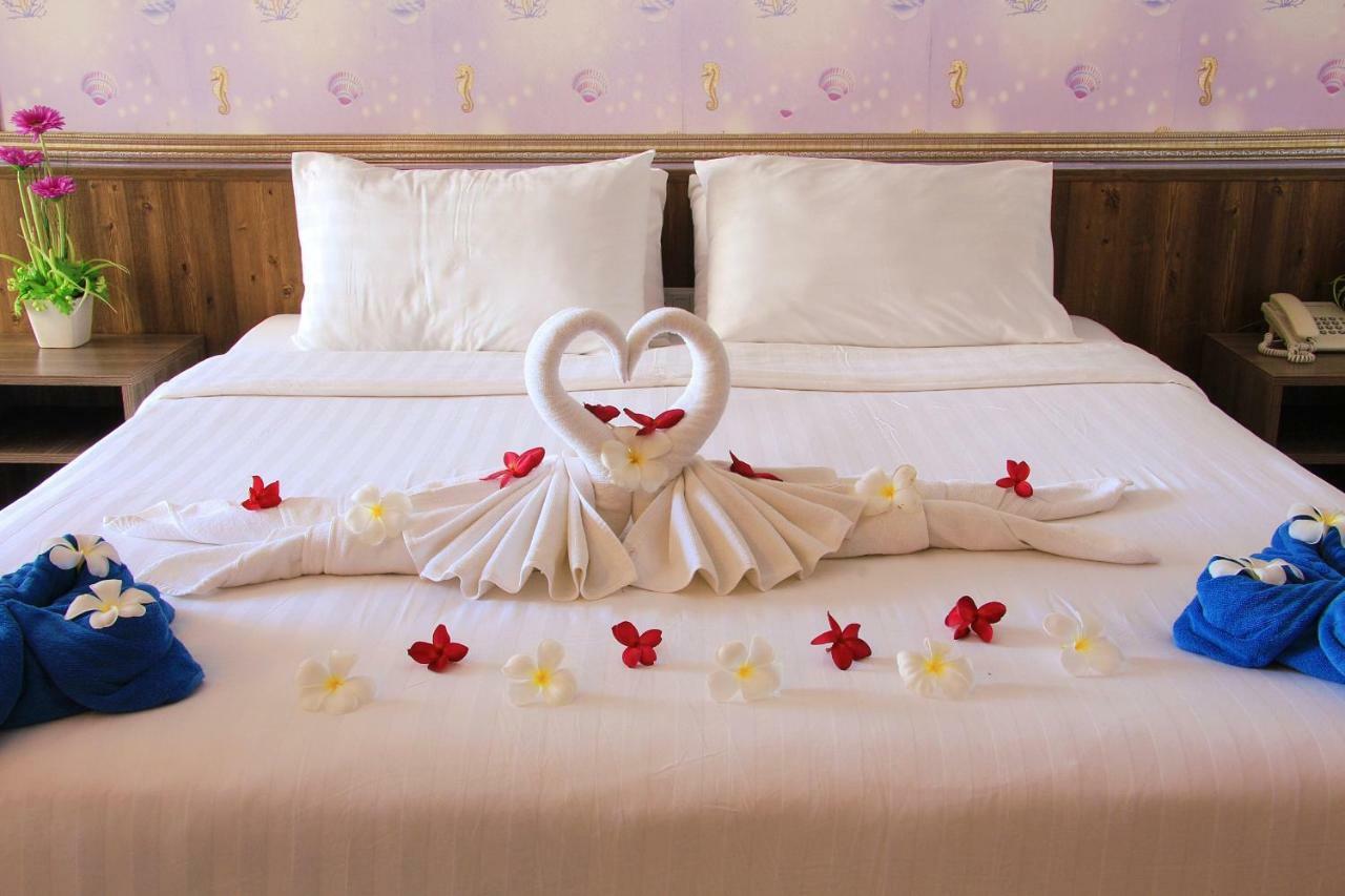 Dragon Beach Resort Jomtien Pattaya Bagian luar foto