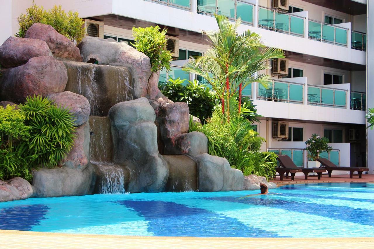 Dragon Beach Resort Jomtien Pattaya Bagian luar foto