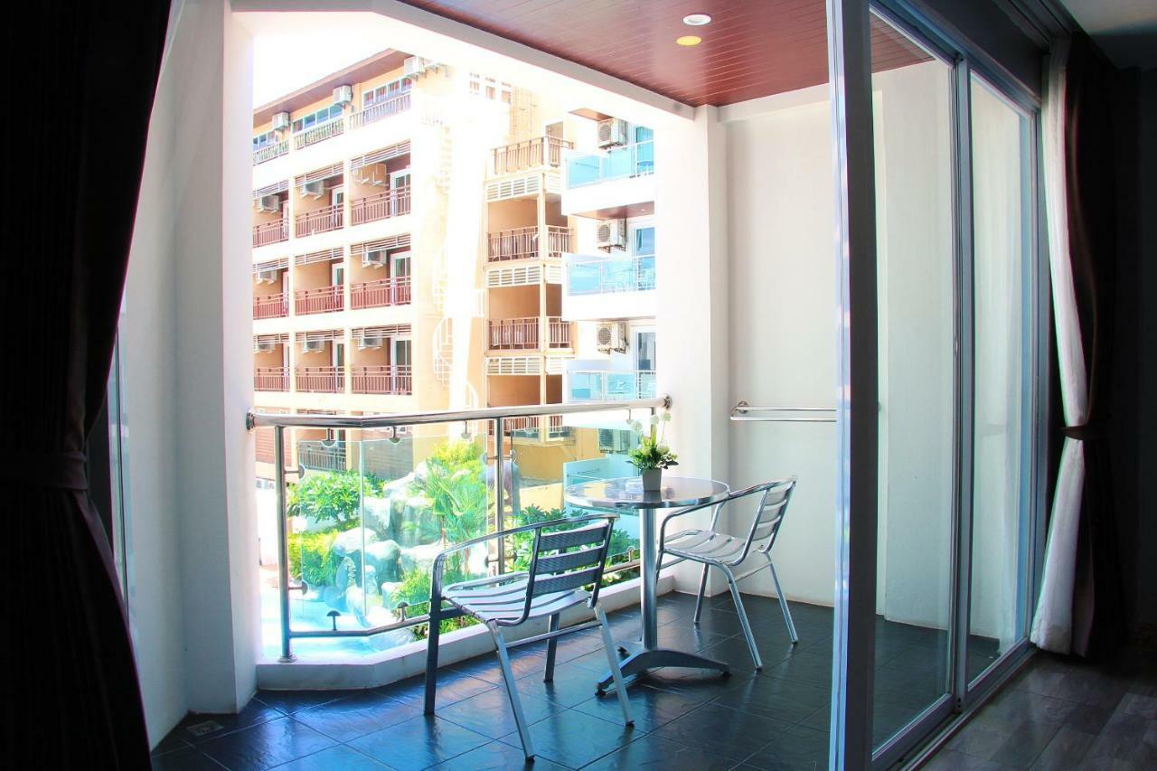 Dragon Beach Resort Jomtien Pattaya Bagian luar foto